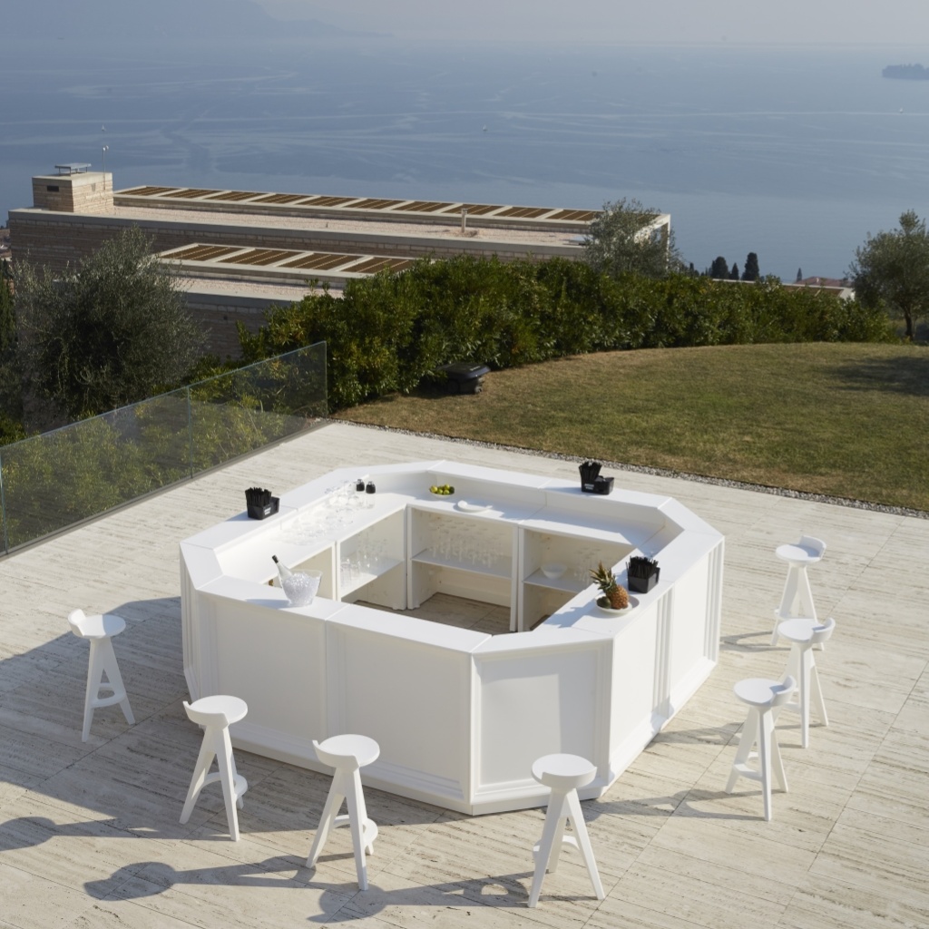 hotel stool skampo outdoor