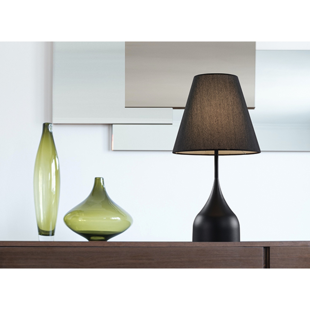 Matina-table-lamp-modern-black