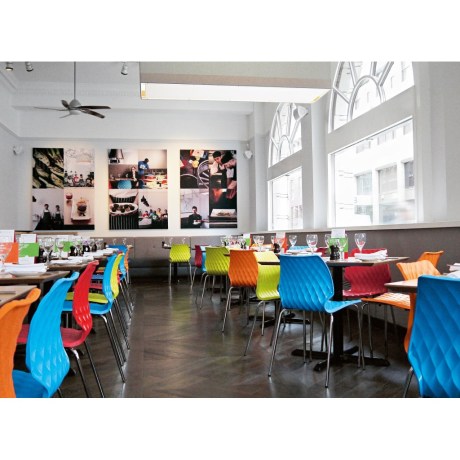 550-uni-chair-public-space-restaurant