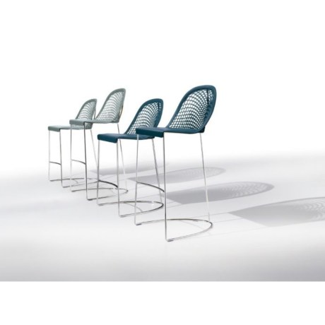 guapa-stool-midj-(1)-1740221724