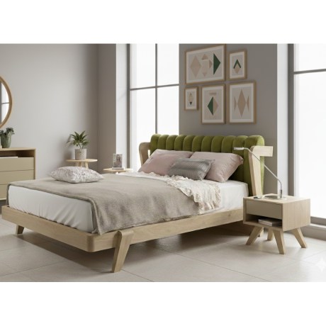 Κομοδίνο HUG σε μοντέρνα κρεβατοκάμαρα, σώμα δρυός, μασίφ πόδια, retro έπιπλο