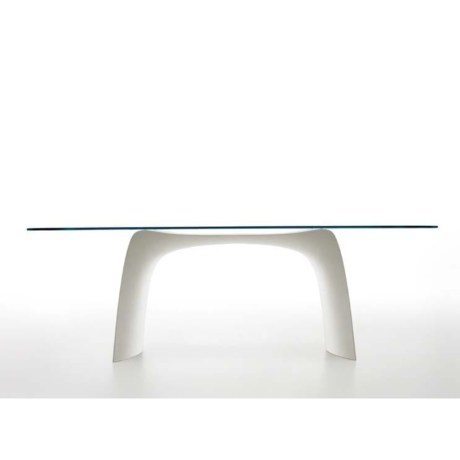 Τραπέζι Moonlight σχεδιασμένο από τον Franco Poli για τη Midj.