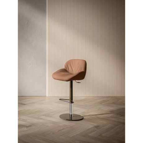 Δερμάτινο περιστρεφόμενο σκαμπό Amelie 34.68 Swivel σε luxury design από την Bontempi Casa.