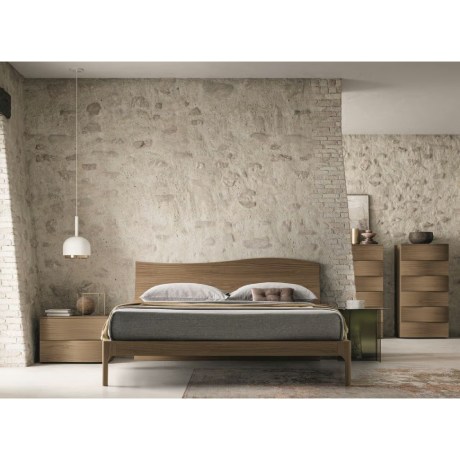 Ολοκληρωμένο σετ κρεβατοκάμαρας με κομοδίνα και συρταριέρες Spot.